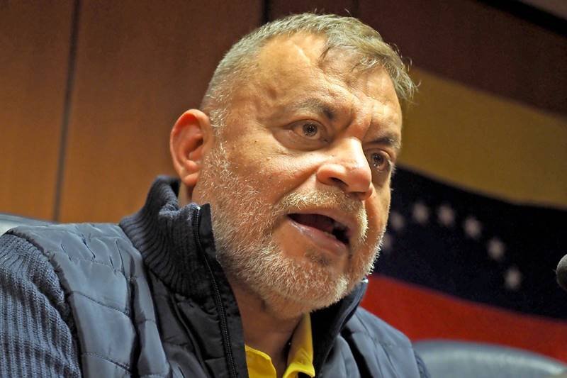 El-diputado-Ramón-López