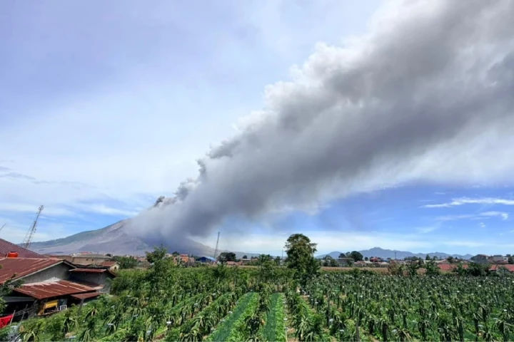 volcan-1-1.jpg